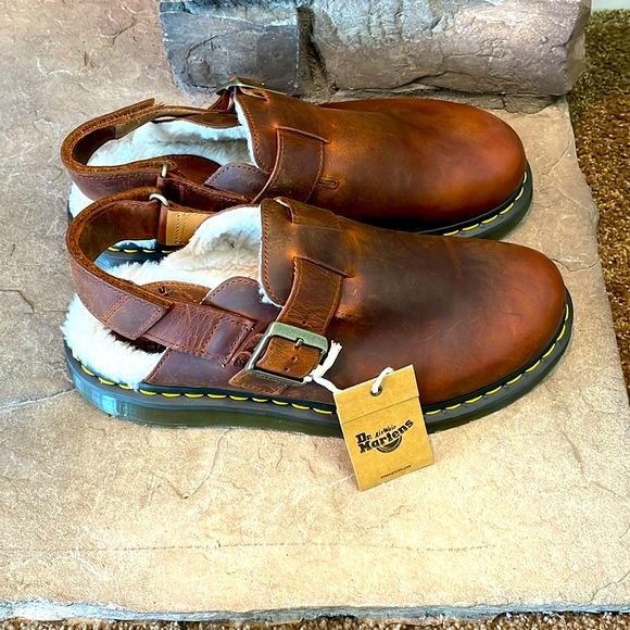 Dr. Martens Shoes - 👞Dr. Martens👞